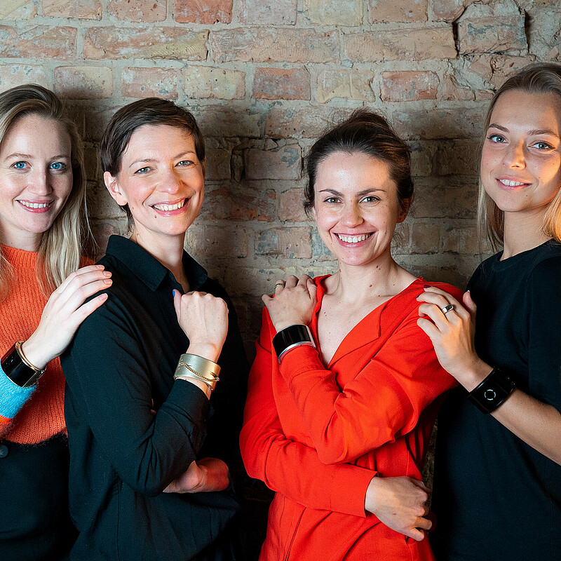 Laemon creates jewelry with a purpose – to keep you feeling safe.