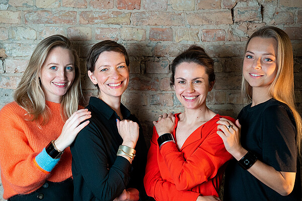 Laemon creates jewelry with a purpose – to keep you feeling safe.
